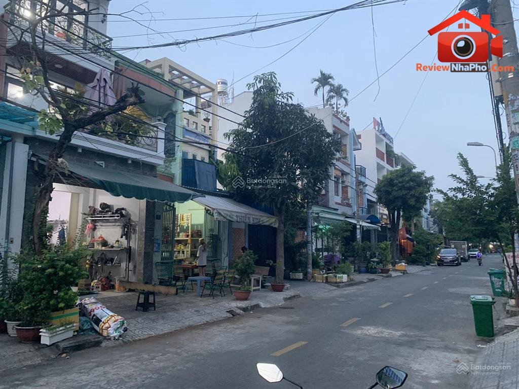 Bán nhà mặt tiền đường T8, Quận Tân Phú – Giá 8.6 tỷ, Diện tích 100 m2