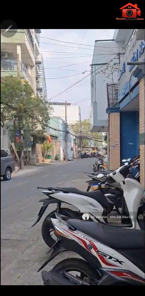 Review nhà phố Tân Sơn Nhì Quận Tân Phú TP.HCM giá 11 tỷ diện tích 177m2