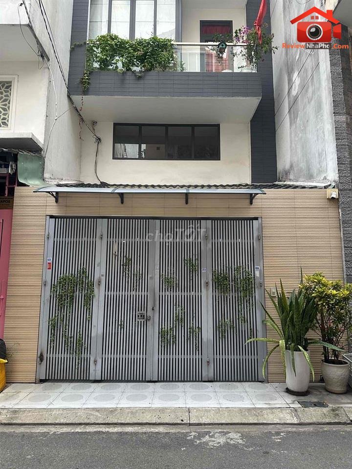 Review nhà phố đường Nguyễn Bặc, Quận Tân Bình, TP.HCM – 5 phòng ngủ, 4WC