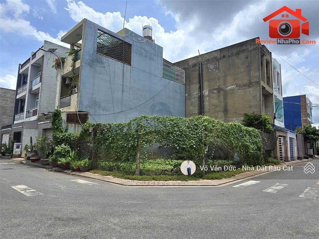 Review nhà phố Quận Bình Tân 126m² giá 11.6 tỷ – Bất động sản thổ cư TP.HCM