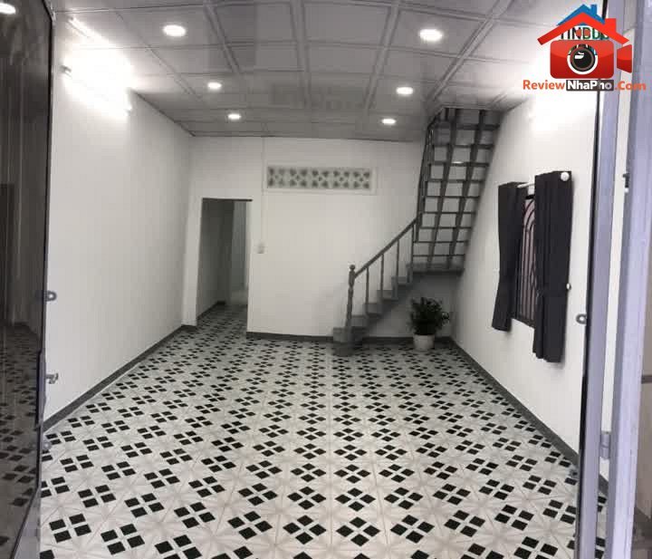 Bán nhà phố 82m² hẻm xe hơi Đường Lũy Bán Bích quận Tân Phú