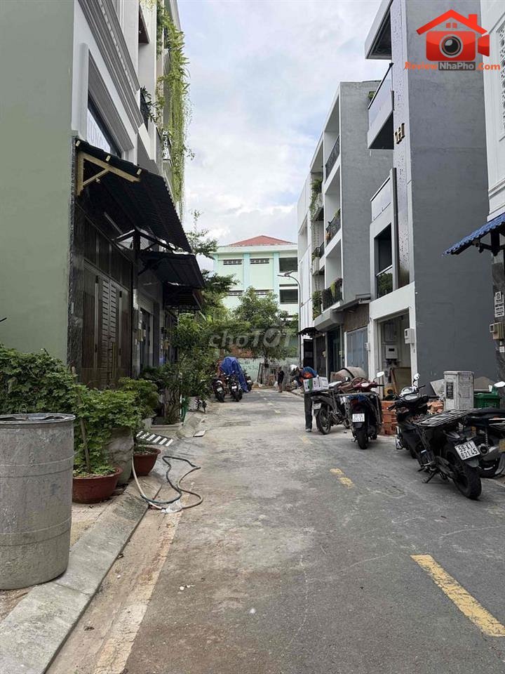 Review nhà phố Bình Hưng Hòa Quận Bình Tân TP.HCM giá 4.7 tỷ