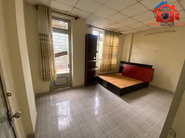 Nhà phố Tân Bình 3 tầng hiện đại, gần công viên ch… – Bán nhà mặt phố Quận Tân Bình – TP Hồ Chí Minh giá BÁN 3 – 5 tỷ