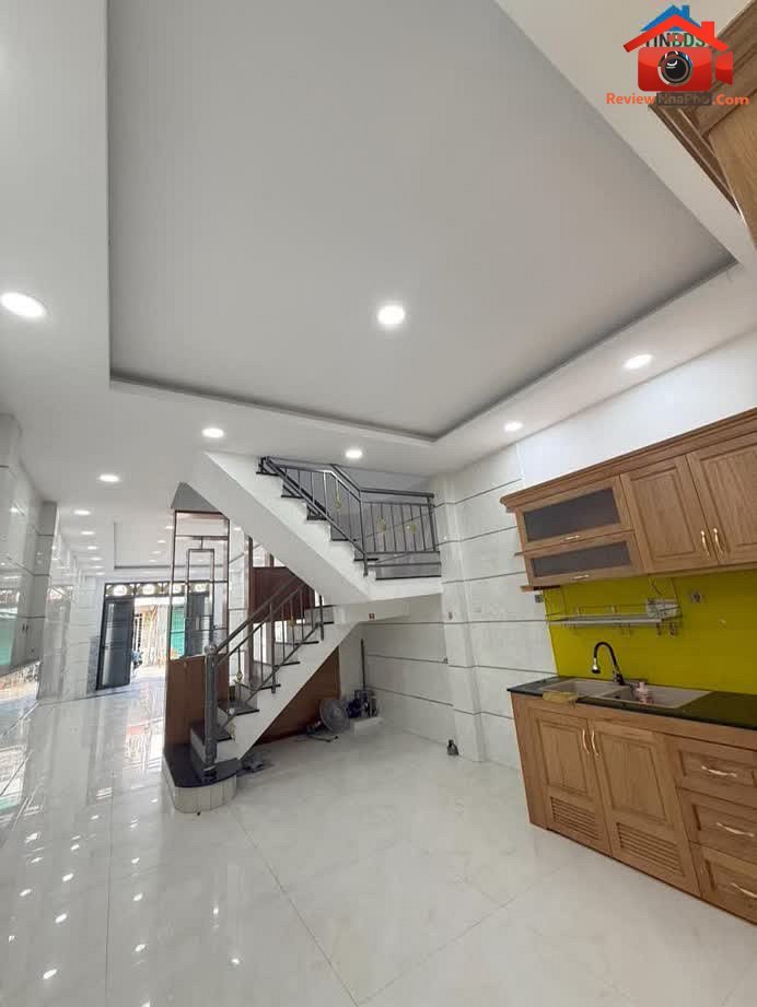 Review nhà phố mặt tiền quận Bình Tân với giá 5.3 tỷ