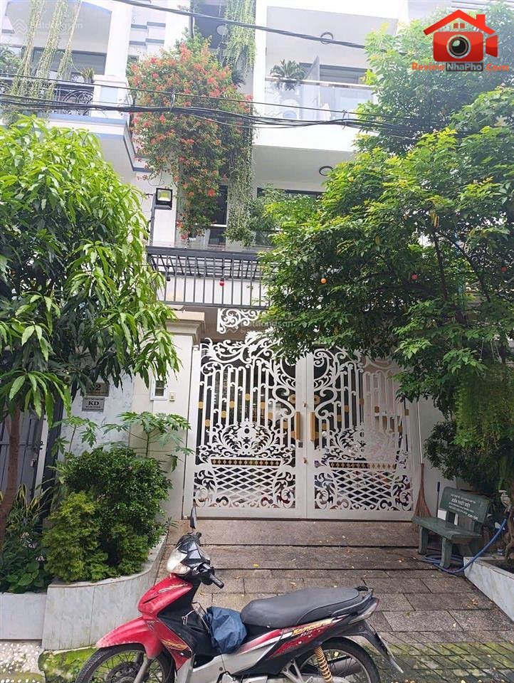Review nhà phố mặt tiền 14m khu Tên Lửa Quận Bình Tân TP.HCM