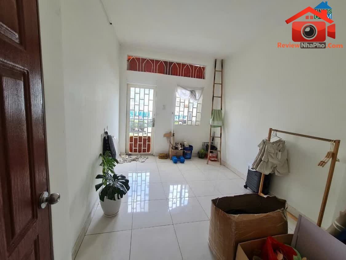 Review nhà phố Bình Tân TP.HCM – Nhà mặt tiề… – Bán nhà mặt phố Quận Bình Tân – TP Hồ Chí Minh giá BÁN 3 – 5 tỷ
