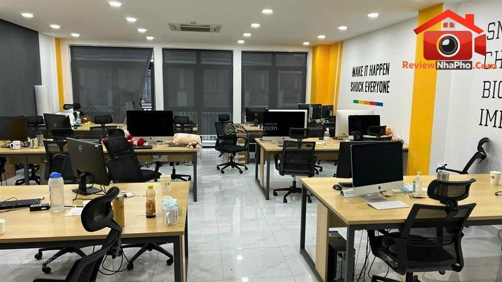 Review nhà phố tòa nhà góc 2 mặt tiền Cộng Hòa, Quận Tân Bình