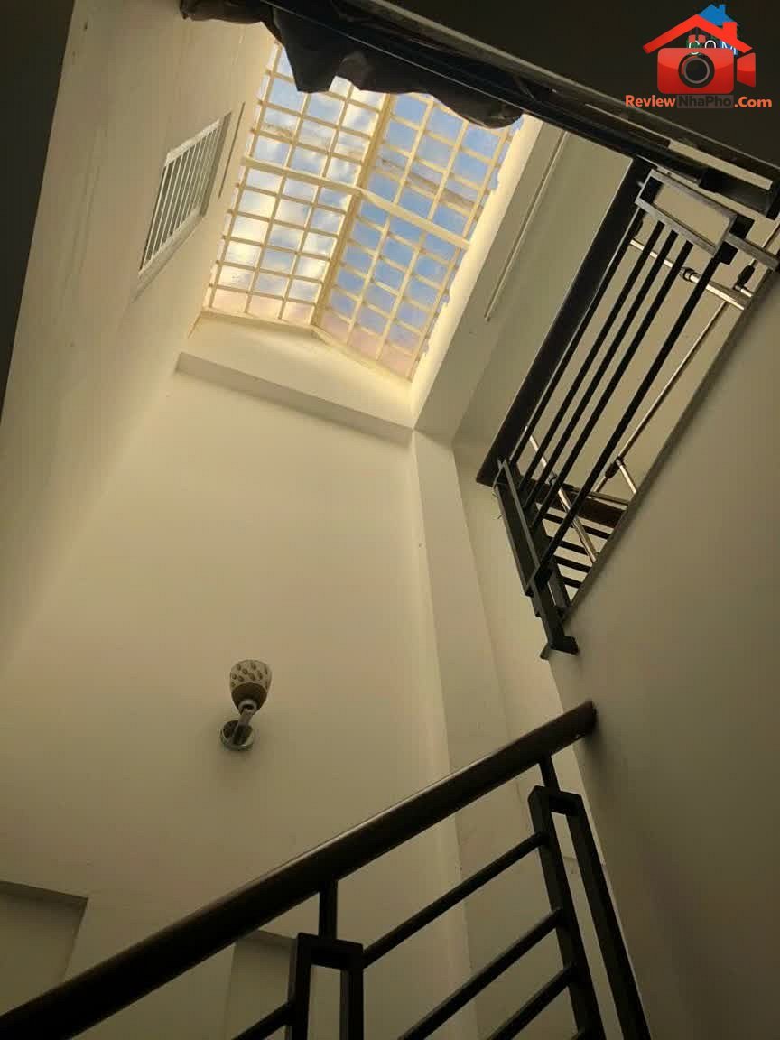 Review nhà phố Trần Văn Hoàng 105.3 m² giá 8.3 tỷ tại Quận Tân Bình