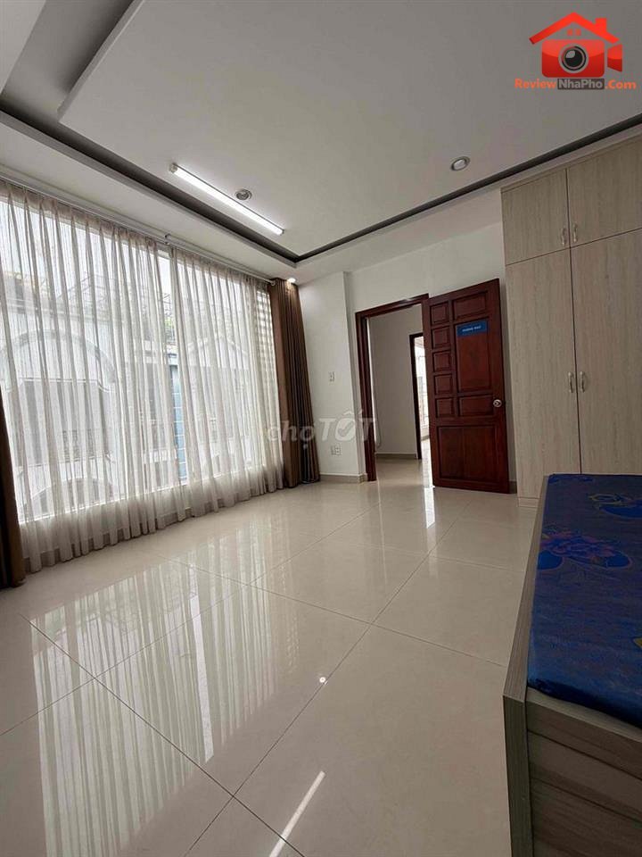 Review nhà phố mặt tiền Trịnh Đình Trọng Quận Tân Phú TP.HCM 70m2 giá 15.5 tỷ