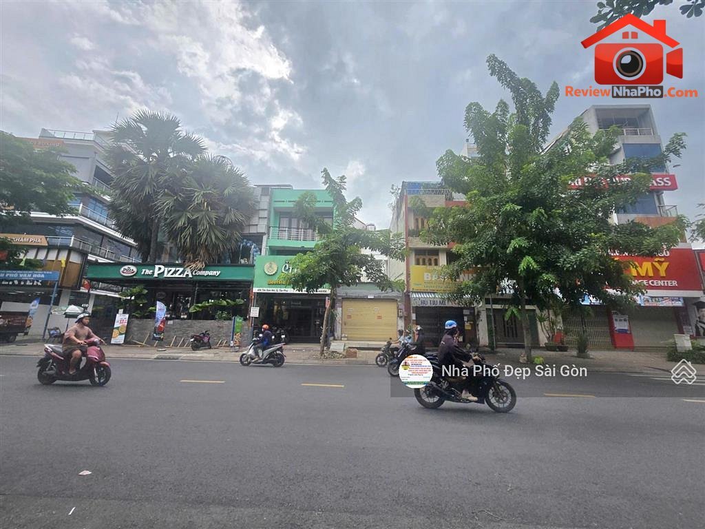 Review nhà phố Quận Tân Phú TP.HCM mặt tiền Tân Sơn Nhì giá 16.8 tỷ
