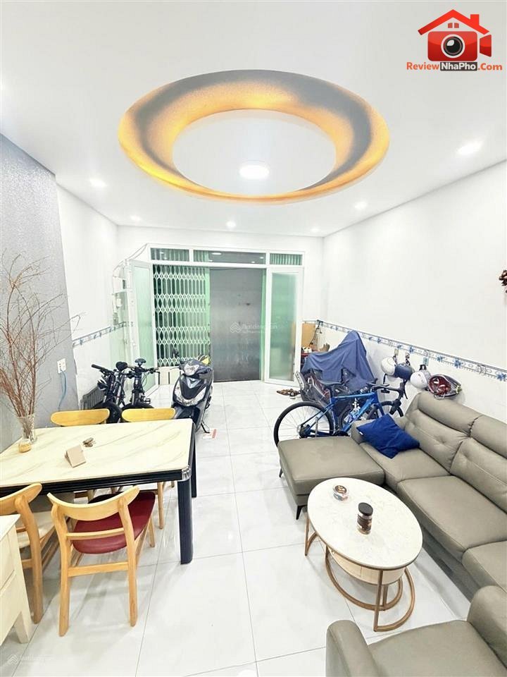 Review nhà phố Quận Tân Bình TP.HCM – Nhà 2 tầng hẻm Lạc Long Quân giá 4.55 tỷ
