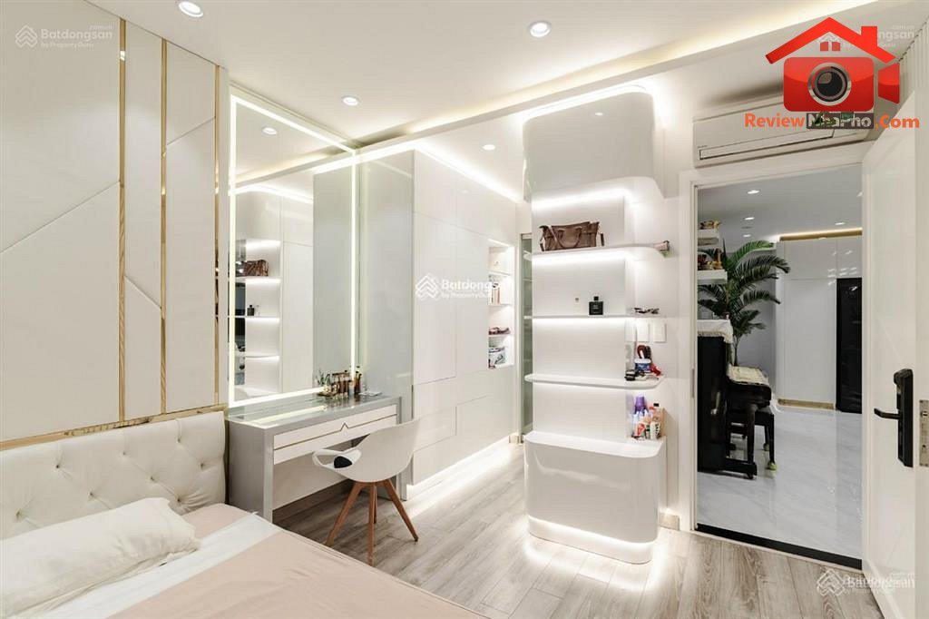 Review nhà phố Quận Tân Phú TP.HCM: Căn hộ RichStar 65m2 giá 3.6 tỷ