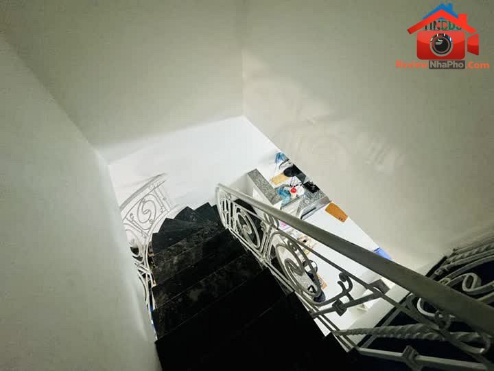 Review nhà phố Tân Bình TP.HCM, 42m² chỉ 4.4 tỷ vớ… – Bán nhà mặt phố Quận Tân Bình – TP Hồ Chí Minh giá BÁN 3 – 5 tỷ