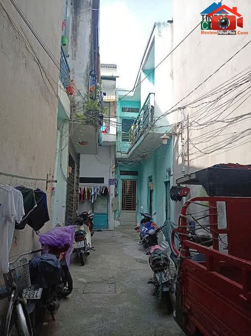 Review nhà phố Bình Trị Đông Quận Bình Tân TP.HCM giá 12.5 tỷ diện tích 318m²
