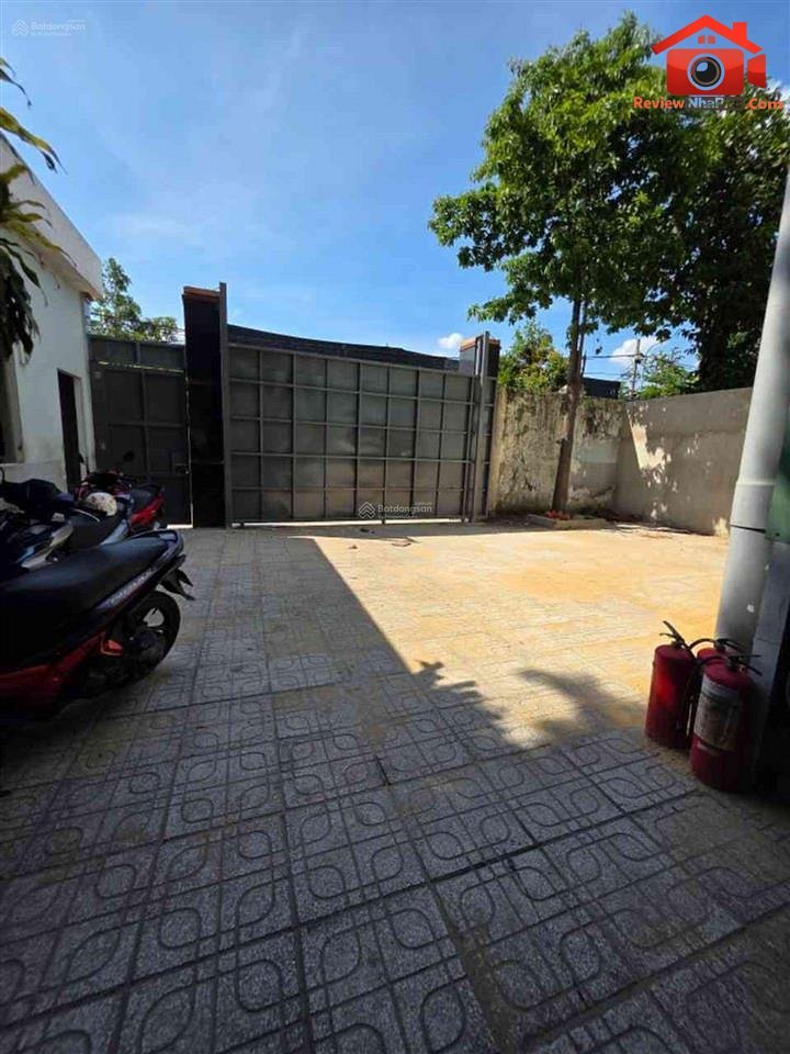 Review nhà phố Quận Bình Tân TP.HCM với đất 980m² giá 15 tỷ