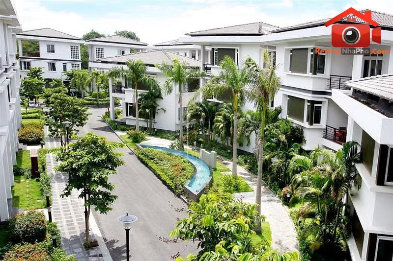 Khu dân cư Hà Đô ở phường Cát Lái do Công ty CP Tập đoàn Hà Đô làm chủ đầu tư phải rà soát trước khi cấp sổ. TPHCM tháo gỡ vướng mắc, cấp sổ cho hàng trăm căn nhà ở liền kề - Ảnh 2.
