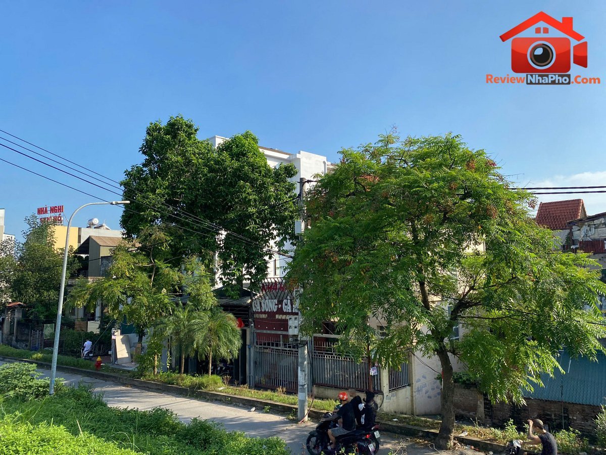 vinh-hung-1.jpg