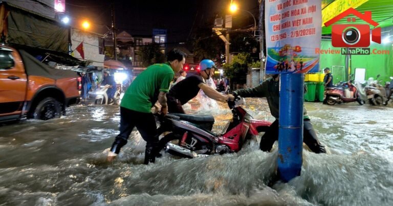 Thời tiết 24-9: Bắc Bộ tiếp tục mưa, Nam Bộ dông lớn