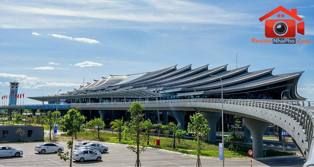 nha-ga-kien-truc-cung-dinh3.jpg