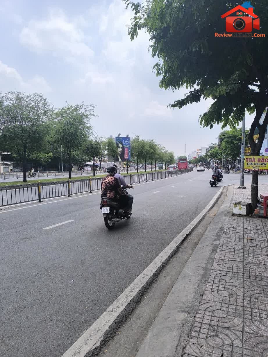 Review nhà phố Bình Tân Hồ Chí Minh – Bán nhà mặt phố 277m² giá 32 tỷ