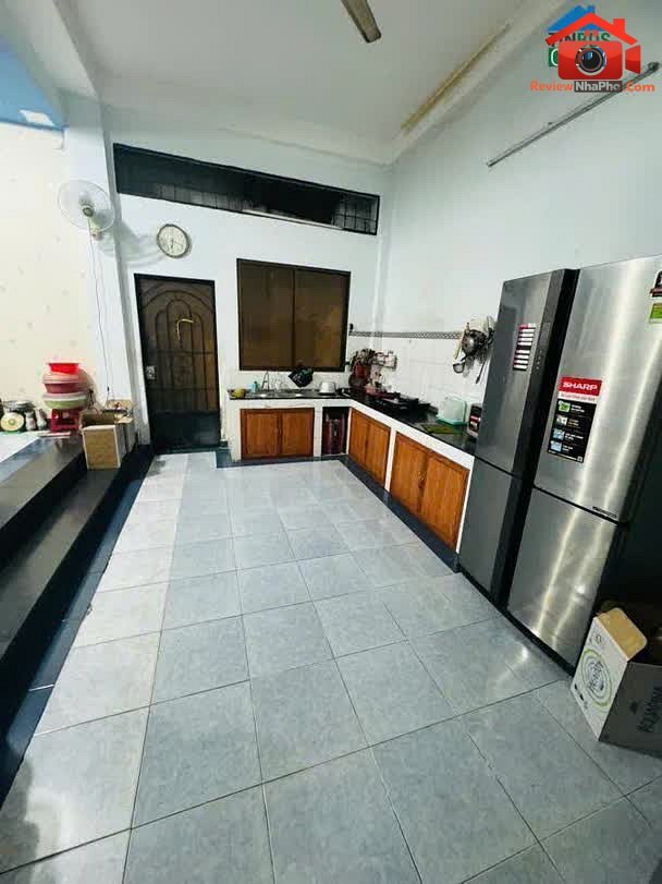 Review nhà phố Tân Phú 30m2 2 tầng, giá 4.1 tỷ – Cơ hội đầu tư