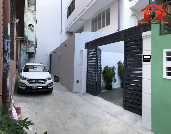 Bán nhà phố 82m² hẻm xe hơi Đường Lũy Bán Bích quận Tân Phú