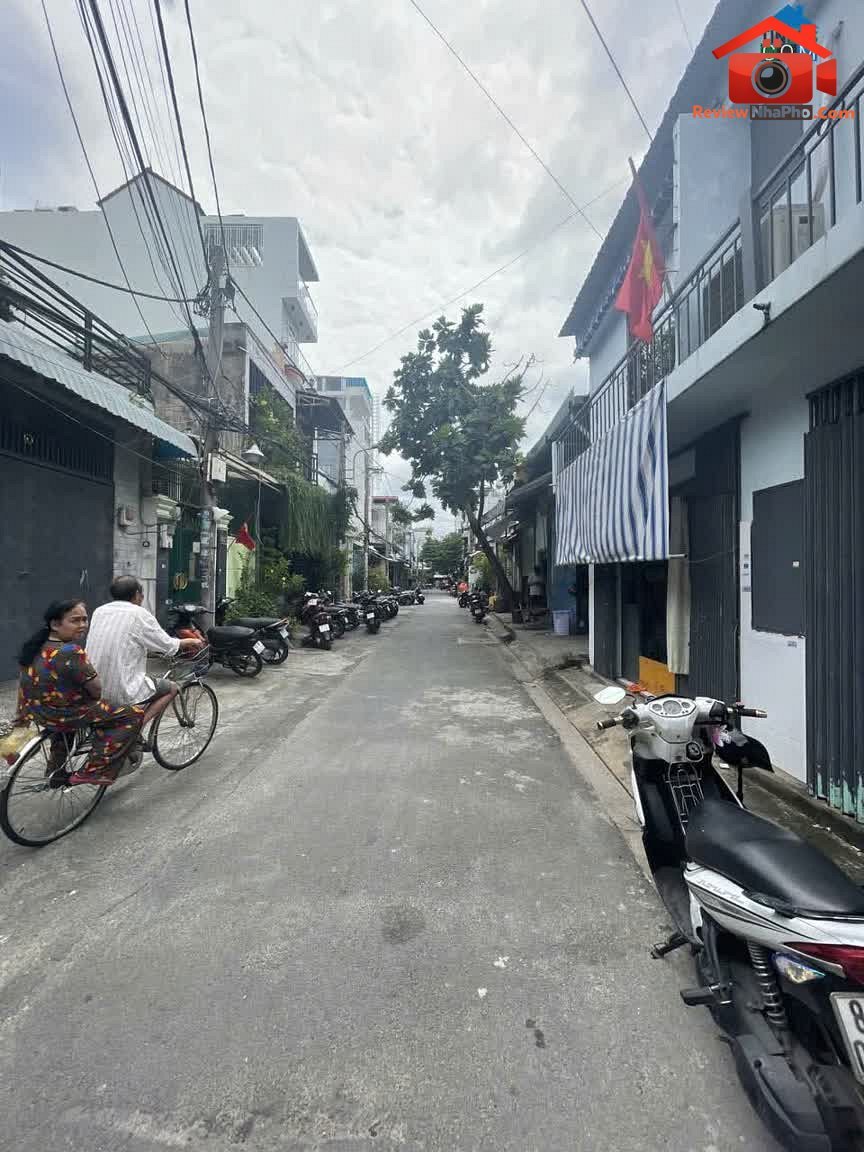 Review nhà phố tại Thoại Ngọc Hầu, Tân Phú, Hồ Chí Minh – Ô tô vào tận nơi