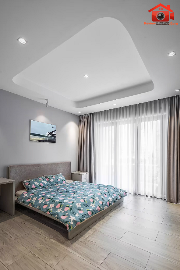 Cải tạo nhà 3 tầng TP.HCM: Cấu trúc giếng trời và cầu thang thép thay thế lối đi cũ- Ảnh 10. Cải tạo nhà 3 tầng TP.HCM: Cấu trúc giếng trời và cầu thang thép thay thế lối đi cũ- Ảnh 10.