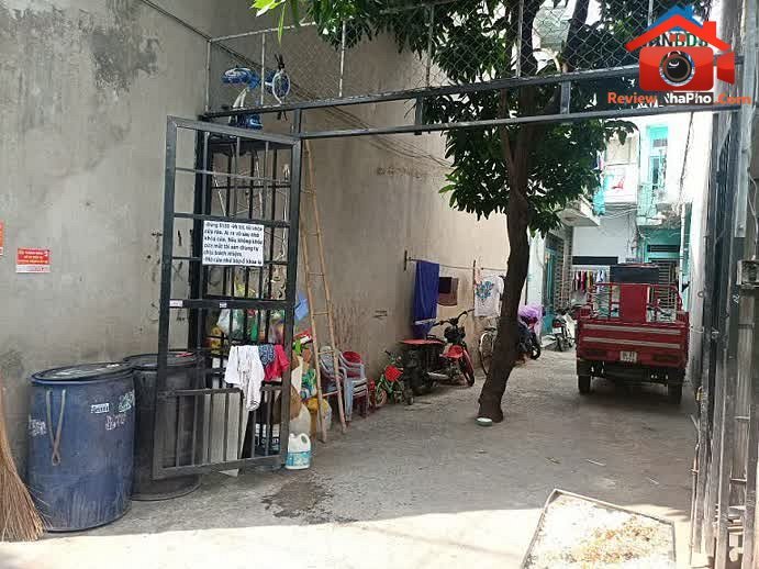 Review nhà phố Bình Trị Đông Quận Bình Tân TP.HCM giá 12.5 tỷ diện tích 318m²
