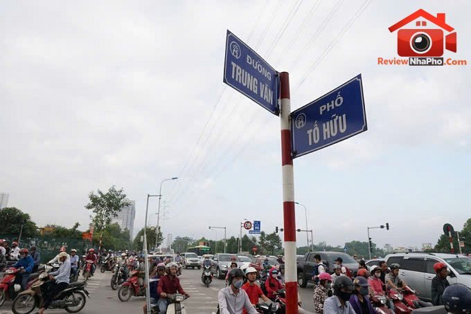 Điều chỉnh tổ chức giao thông nút giao Tố Hữu - Trung Văn từ 19/9, người dân đi lại thế nào? - Ảnh 1.