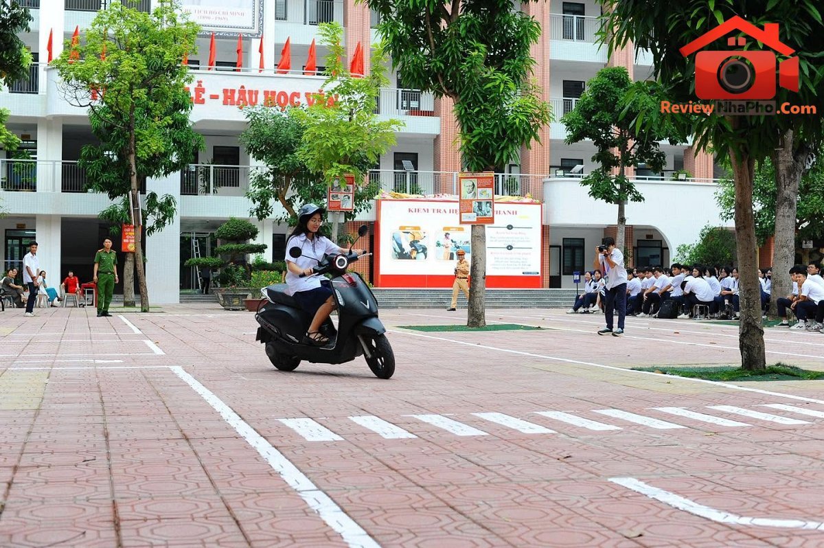 Hà Nội phát động chiến dịch bồi dưỡng kỹ năng lái xe mô tô, xe gắn máy an toàn- Ảnh 1.