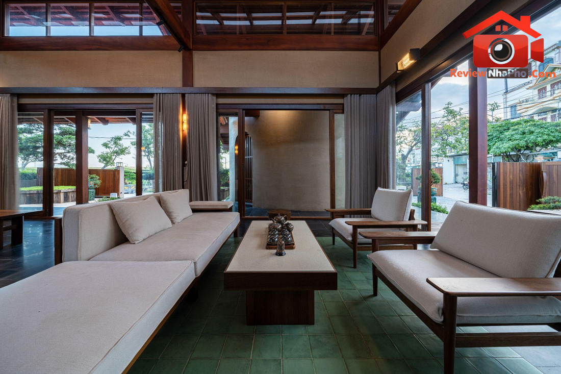 Nhà 3 thế hệ tại Quảng Ninh: Cấu trúc chữ U tái hiện nếp nhà ba gian- Ảnh 5. Nhà 3 thế hệ tại Quảng Ninh: Cấu trúc chữ U tái hiện nếp nhà ba gian- Ảnh 5.