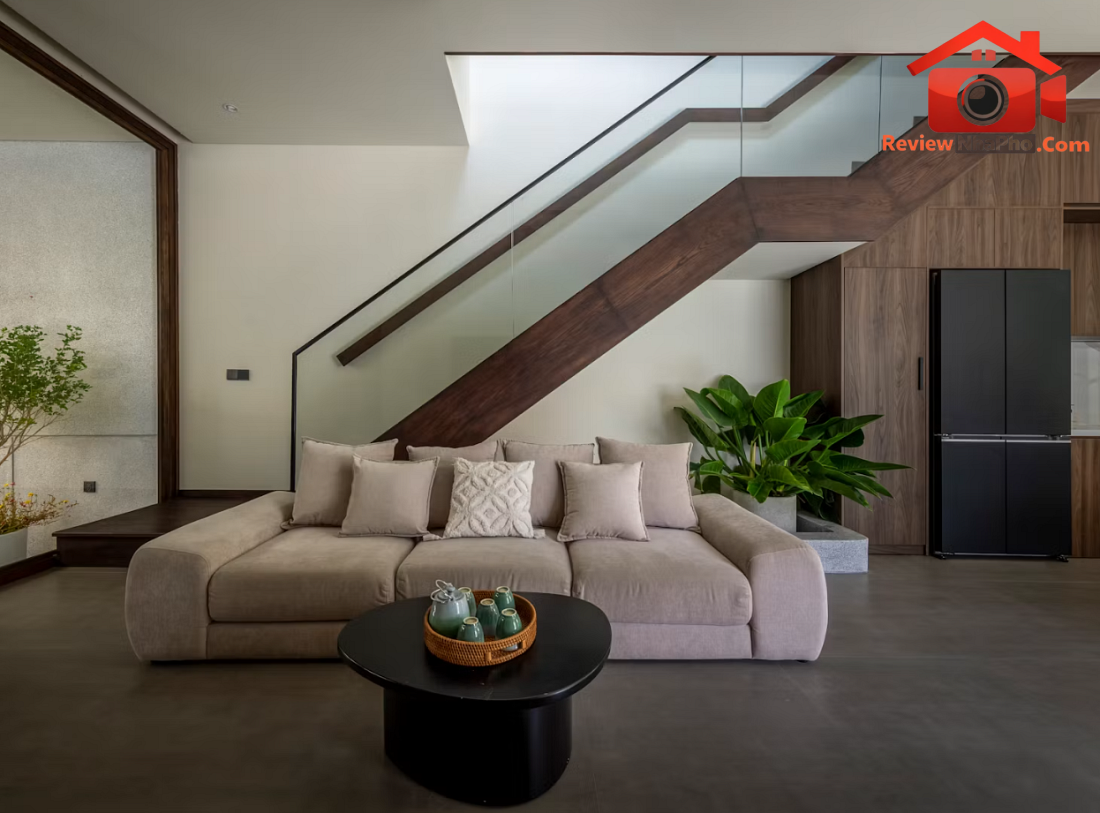 Nhà lô góc Phan Rang: Lớp vỏ đá rửa và phương án hướng nội ứng xử với nắng gió- Ảnh 4.