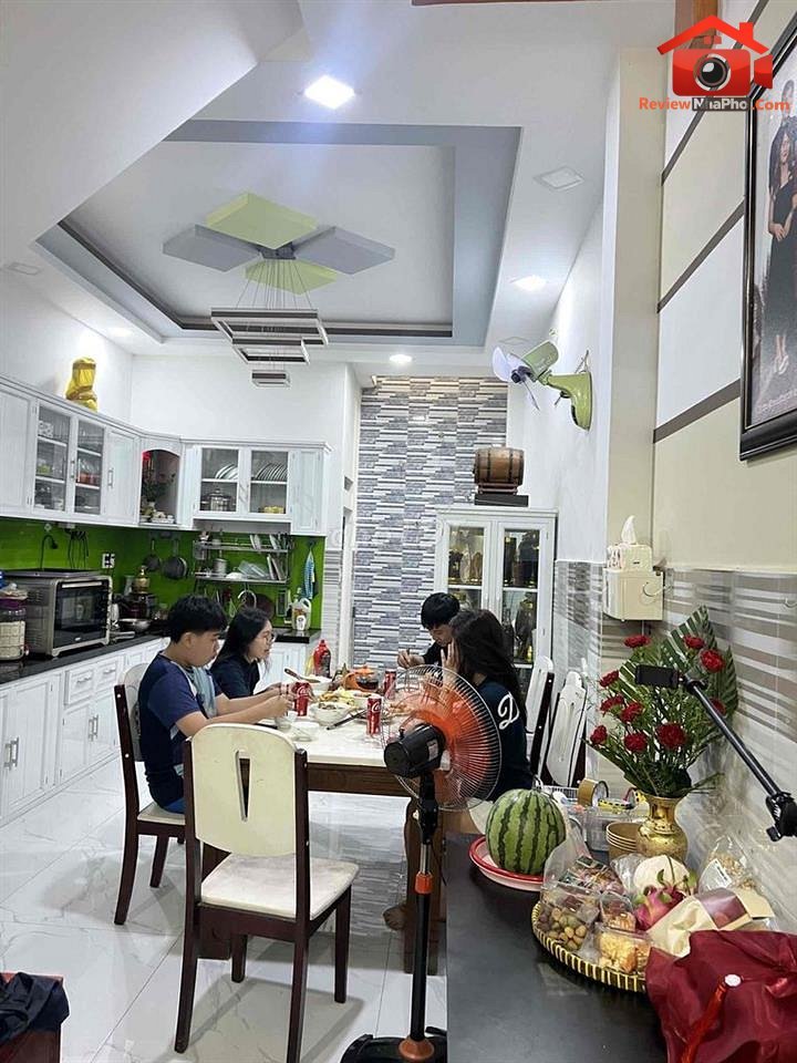 Review nhà phố mặt tiền đường Lê Quốc Trinh quận Tân Phú TP.HCM giá 11 tỷ