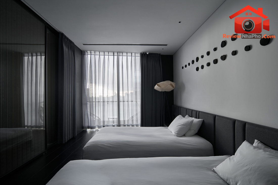 Nhịp chuyển tối – sáng trong căn hộ 2 phòng ngủ thượng lưu tại Đà Nẵng- Ảnh 9. Nhịp chuyển tối – sáng trong căn hộ 2 phòng ngủ thượng lưu tại Đà Nẵng- Ảnh 9.