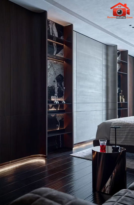 Penthouse hướng sông Sài Gòn: Phong cách nghỉ dưỡng và sự chuyển tiếp không gian vô hình- Ảnh 10. Penthouse hướng sông Sài Gòn: Phong cách nghỉ dưỡng và sự chuyển tiếp không gian vô hình- Ảnh 10.