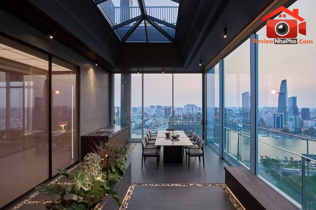 Penthouse hướng sông Sài Gòn: Phong cách nghỉ dưỡng và sự chuyển tiếp không gian vô hình- Ảnh 13. Penthouse hướng sông Sài Gòn: Phong cách nghỉ dưỡng và sự chuyển tiếp không gian vô hình- Ảnh 13.