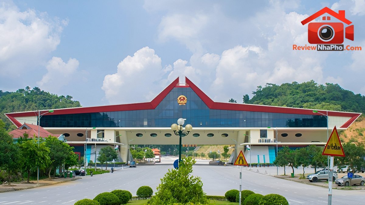 Phát triển Khu kinh tế cửa khẩu Đồng Đăng - Lạng Sơn trở thành trung tâm logistics quốc tế- Ảnh 1.