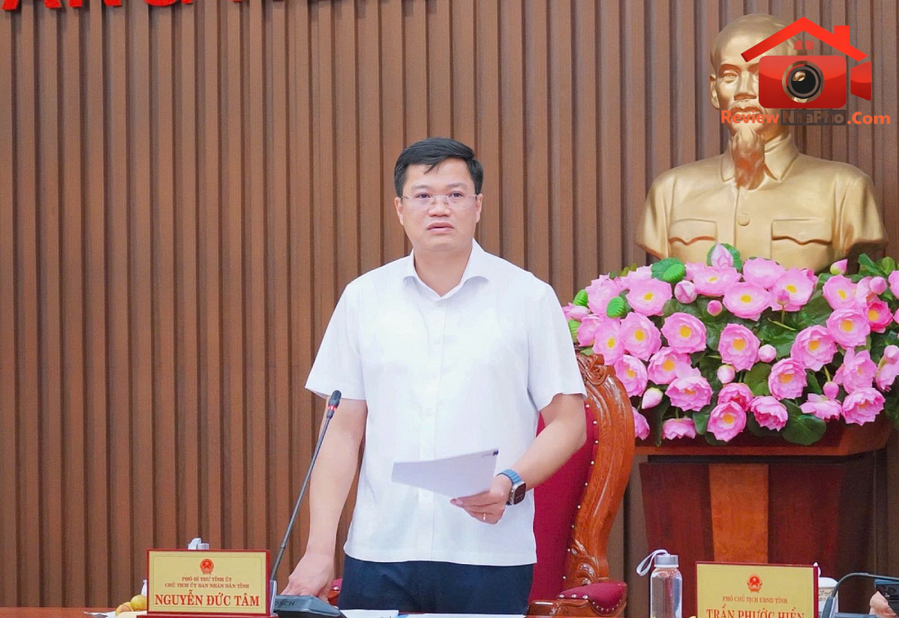 Quảng Ngãi rà soát 181 dự án: Dòng vốn đầu tư công sẽ được ưu tiên vào đâu?- Ảnh 1. Quảng Ngãi rà soát 181 dự án: Dòng vốn đầu tư công sẽ được ưu tiên vào đâu?- Ảnh 1.