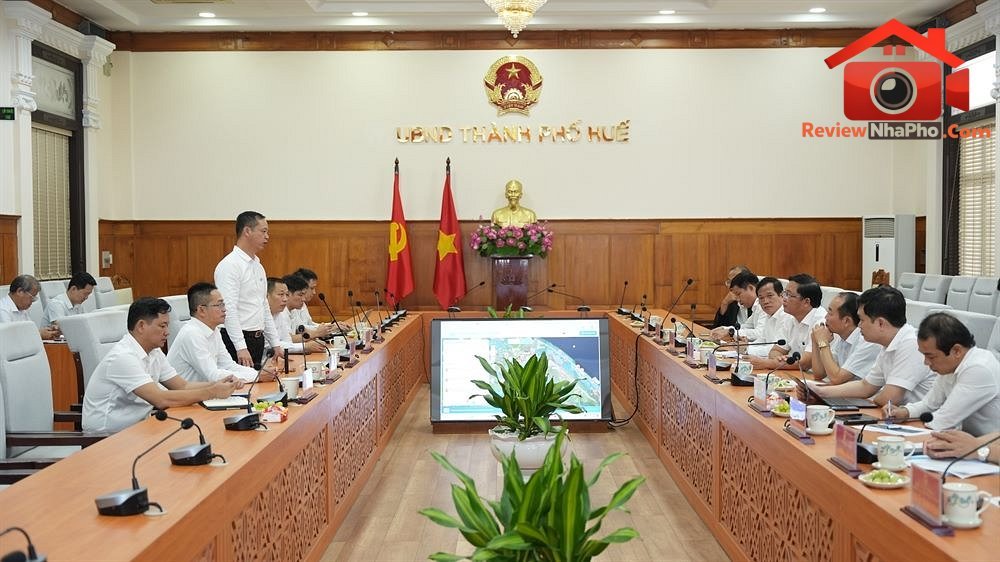 TP Huế giới thiệu loạt địa điểm tiềm năng, mời Sun Group nghiên cứu đầu tư- Ảnh 2.