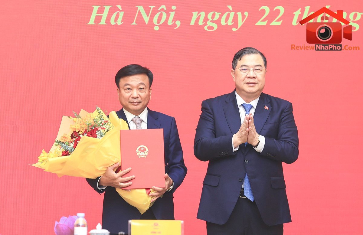 Trao quyết định bổ nhiệm ông Nguyễn Danh Huy làm Phó Chủ nhiệm Văn phòng Chính phủ - Ảnh 1.
