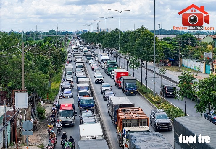 Dự kiến tái định cư bằng tiền với mức hỗ trợ tốt, người dân TP.HCM có thể tự lo nơi ở mới - Ảnh 2.