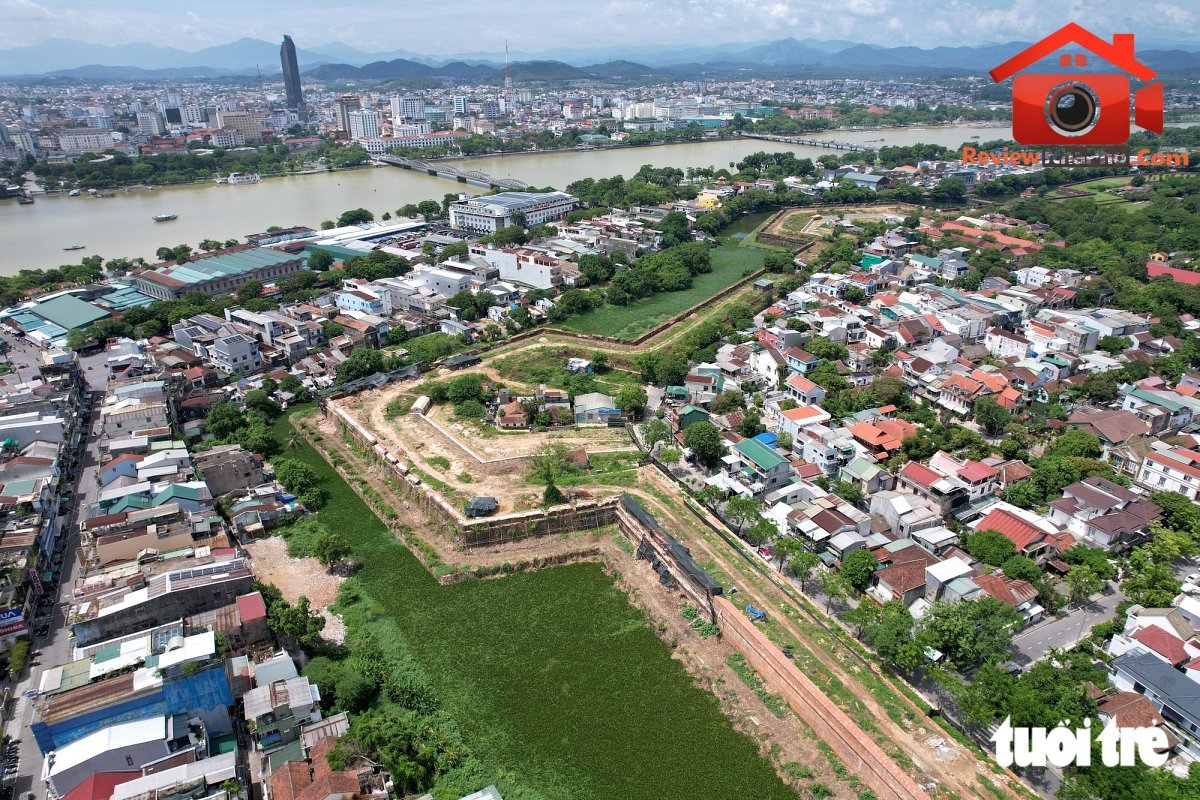 Chủ tịch Huế yêu cầu bảo đảm quyền lợi người dân khi giải phóng mặt bằng di tích Kinh Thành Huế - Ảnh 2.