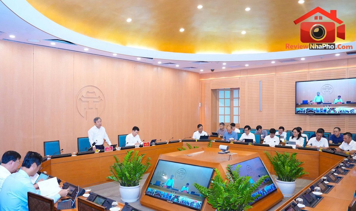 Chủ tịch Hà Nội: Ngập úng ở phía tây Hà Nội không khắc phục thì khó xây công trình ngầm, metro - Ảnh 1.