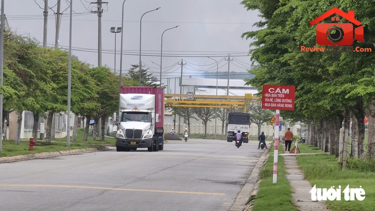 Theo lái xe đầu kéo tính bài toán đi cao tốc hay quốc lộ - Ảnh 1.