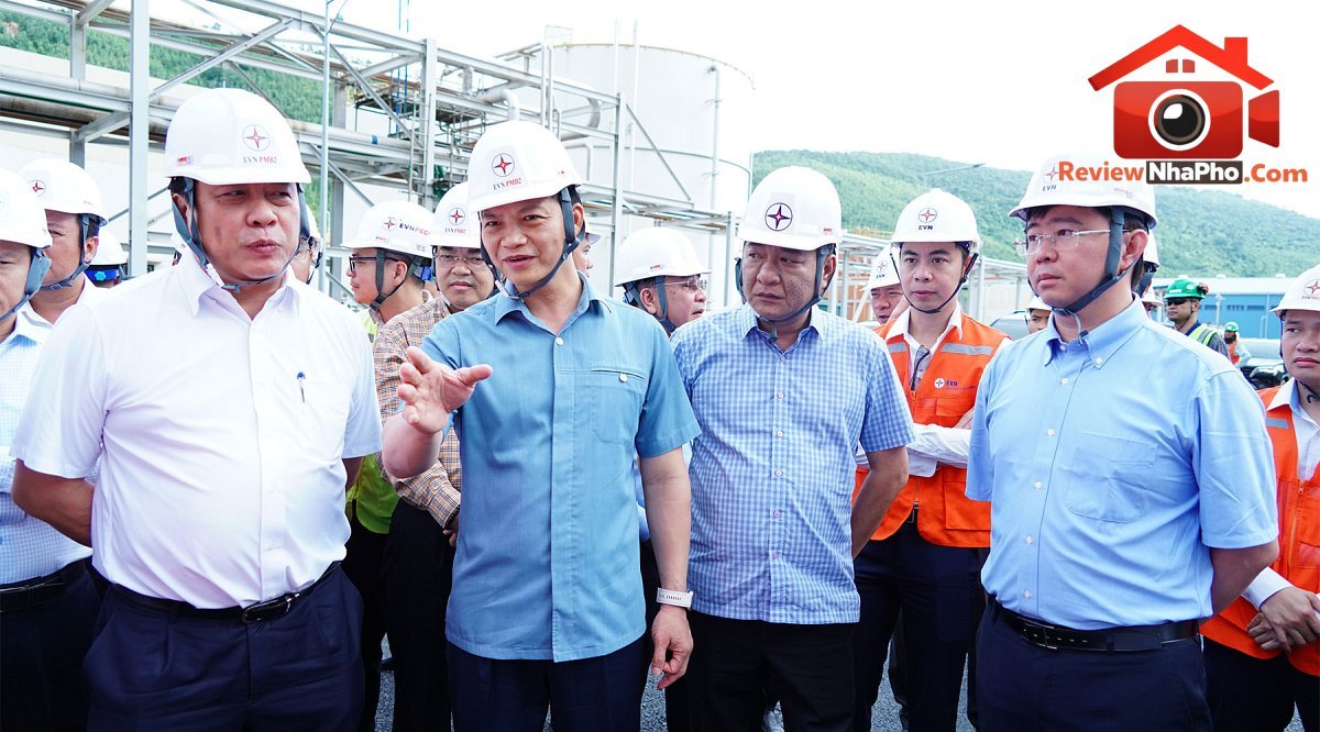 Bí thư Quảng Trị kêu gọi cán bộ làm ngày đêm, hành động, 'đau đáu' vì khát vọng phát triển - Ảnh 1.
