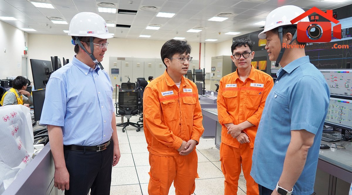 Bí thư Quảng Trị kêu gọi cán bộ làm ngày đêm, hành động, 'đau đáu' vì khát vọng phát triển - Ảnh 3.
