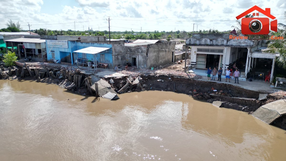 Giữa mùa nước nổi mà lo hạn mặn khốc liệt vì El Nino - Bài 2: Sạt lở đang 'bủa vây' miền Tây  - Ảnh 5.