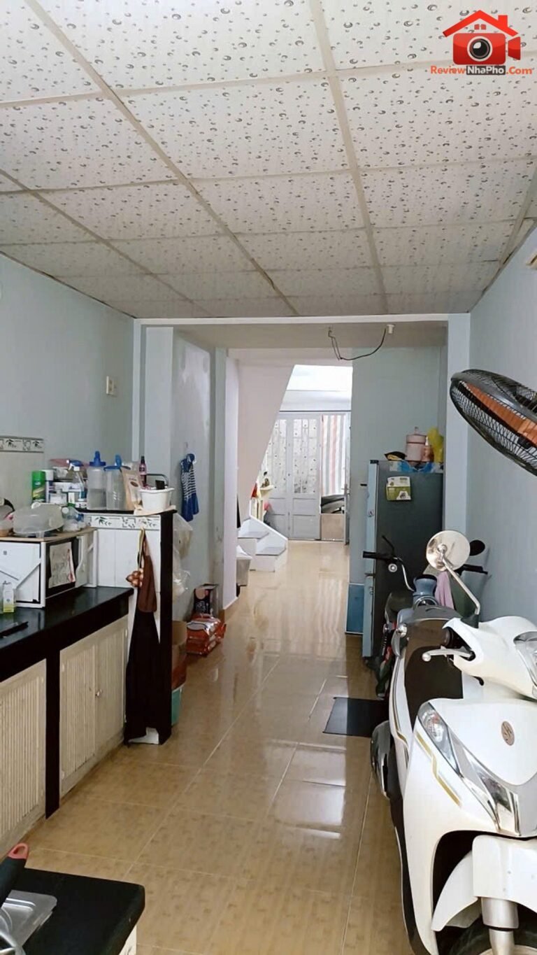Bán nhà hẻm Hưng Phú Quận 8 3 tầng 3PN 3WC sổ hồng riêng giá 4,1 tỷ