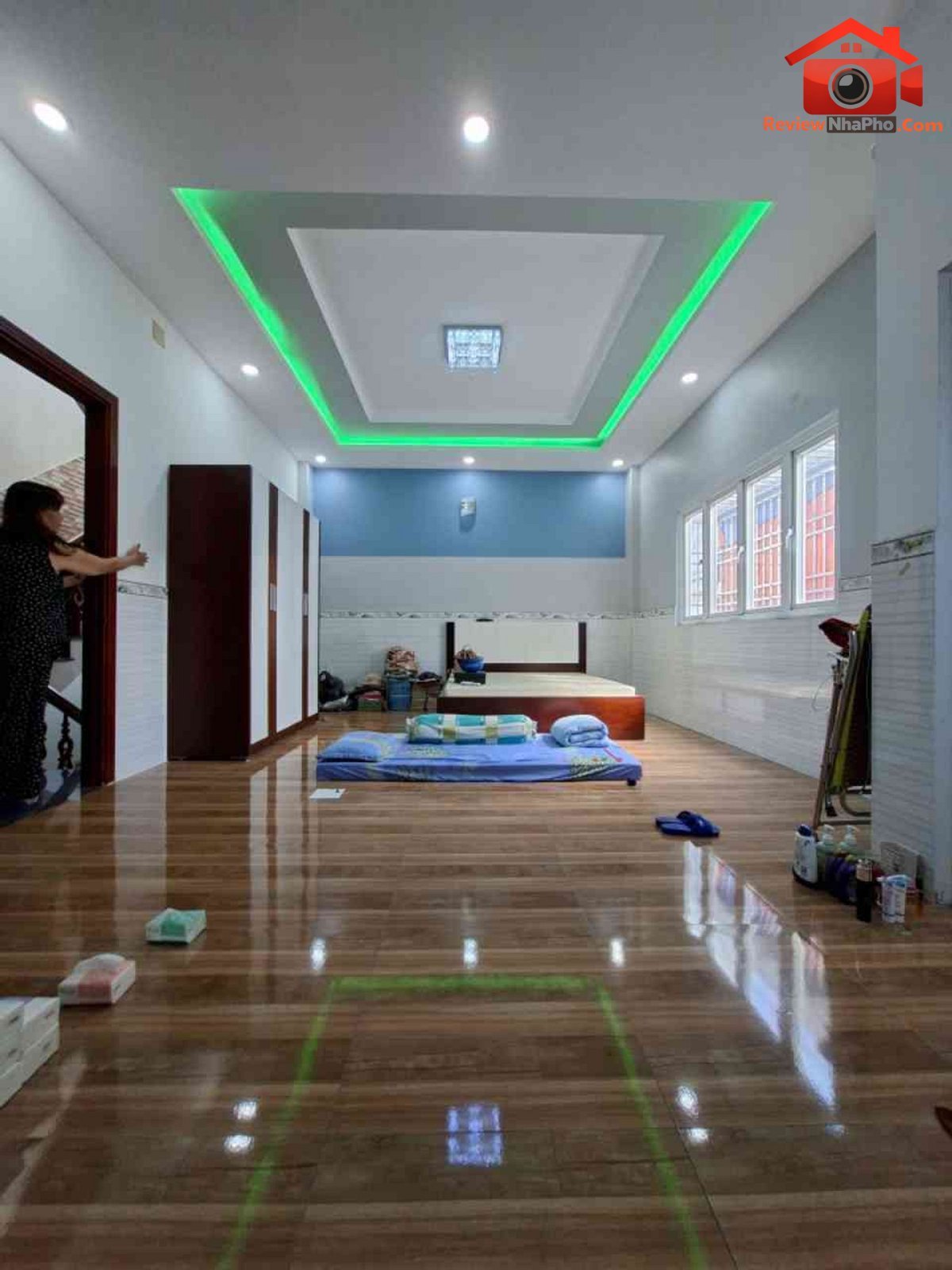 Nhà 5 tầng có thang máy, hẻm rộng, gần ga T3 sân bay quận Tân Bình nhà đất bất động sản sổ đỏ